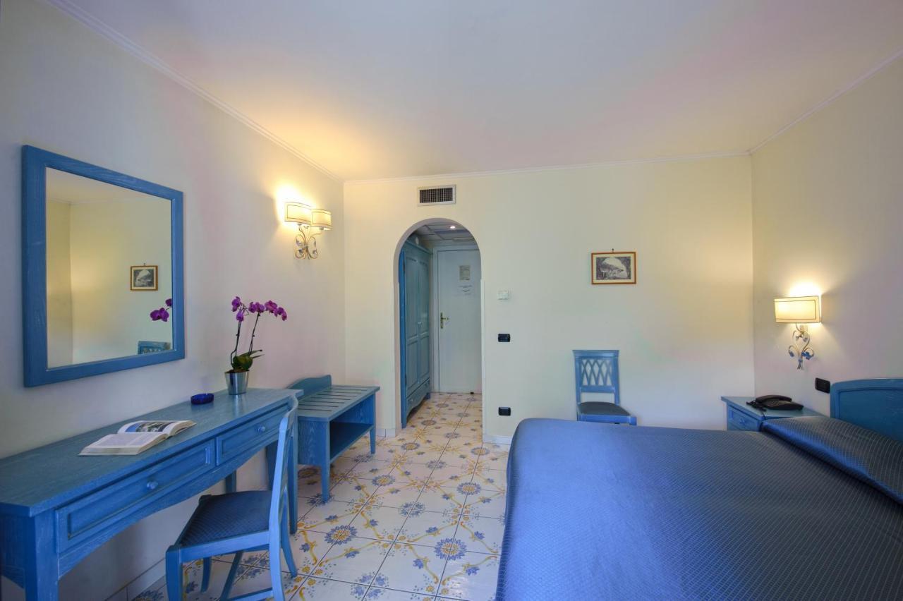 Hotel La Pergola Amalfi Luaran gambar