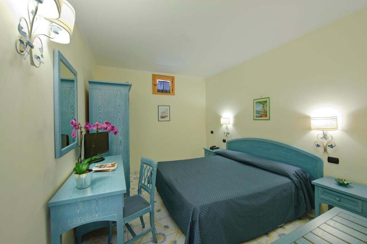 Hotel La Pergola Amalfi Luaran gambar