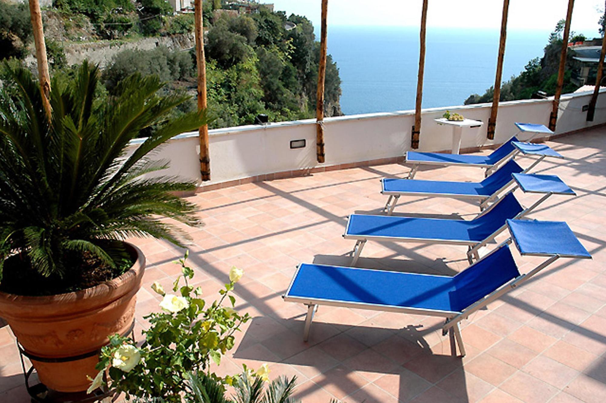 Hotel La Pergola Amalfi Luaran gambar