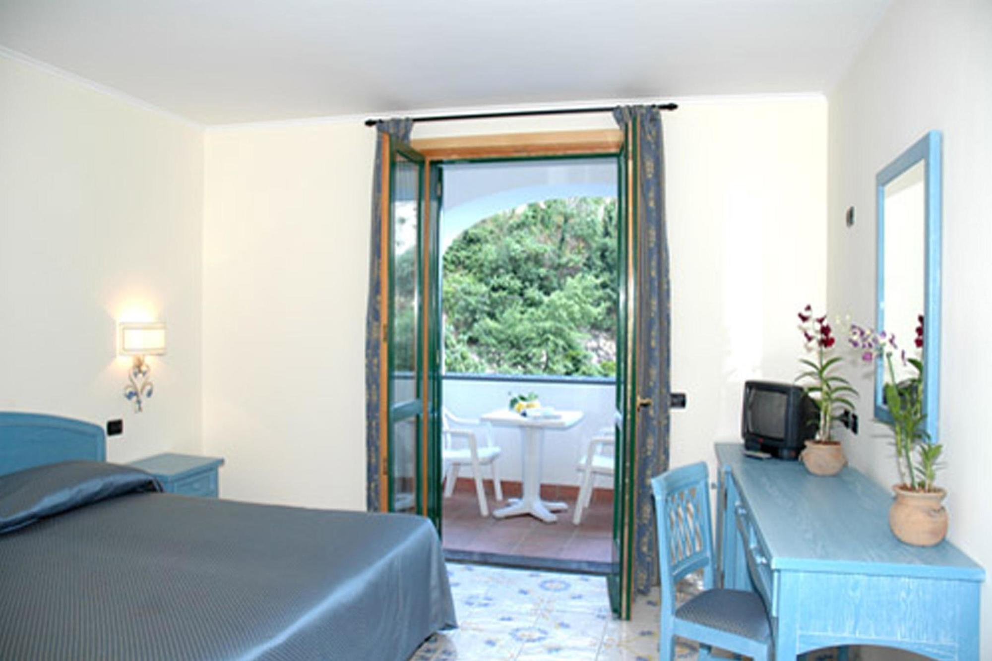Hotel La Pergola Amalfi Luaran gambar