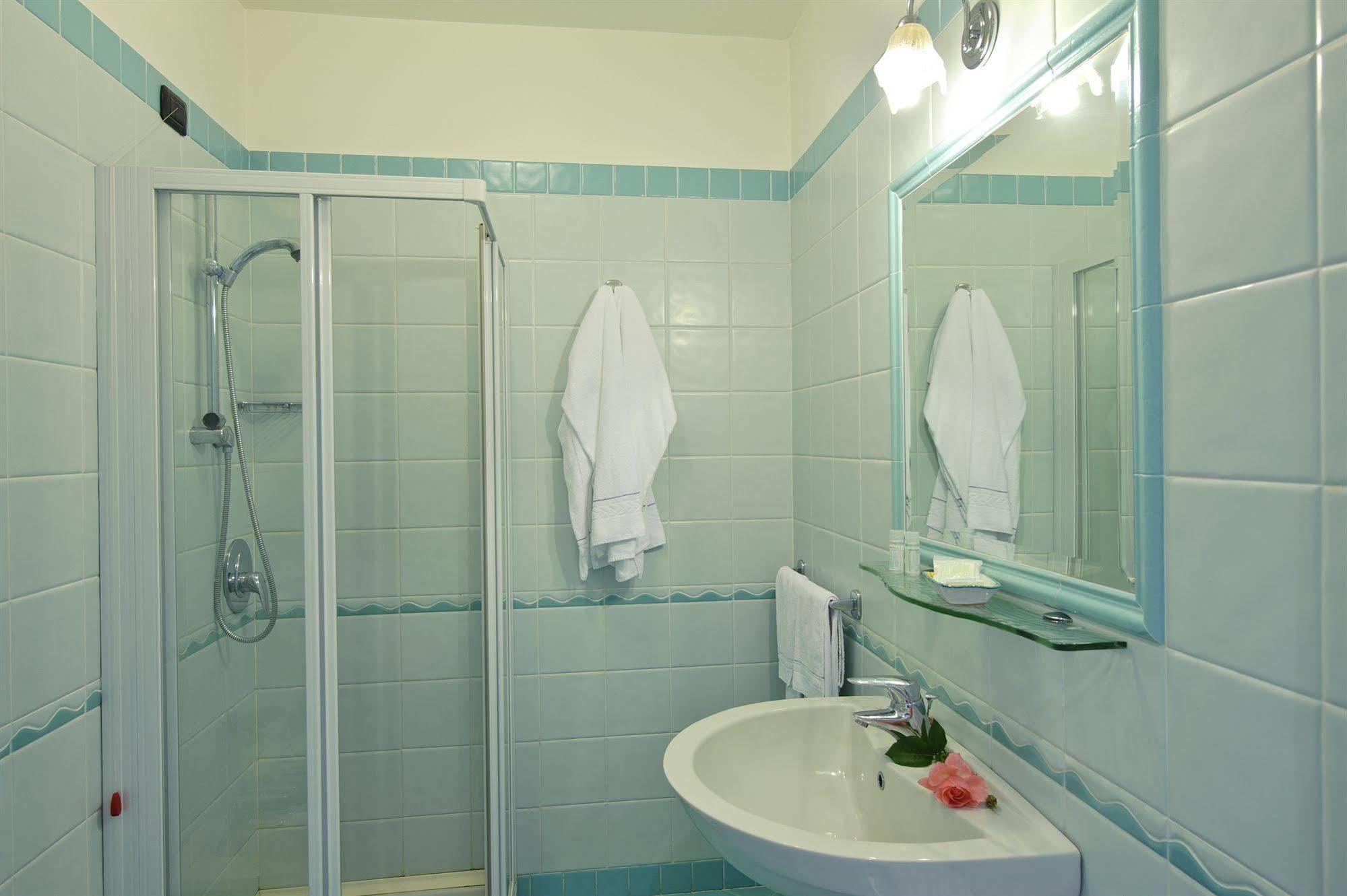 Hotel La Pergola Amalfi Luaran gambar